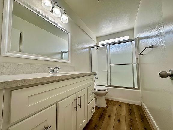 3rd image of 11982 Truro Ave #84accfc38