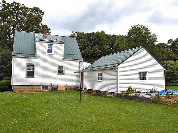 4th image of 263 Wood St