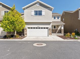 2956 S Willow Creek Dr, Saratoga Springs, UT 84045