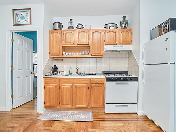 4th image of 6718 8th Ave APT A2