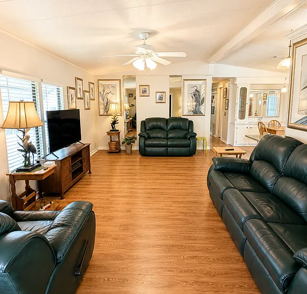3404 Rainbow Ln — Photo 9