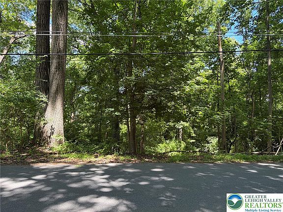 3rd image of Bierys Bridge Rd