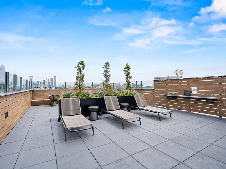 Rooftop Lounge at L Seven Apartments in San Francisco, CA 94103