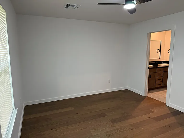 4509 E Lincoln St — Photo 11