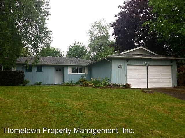 1st image of 4605 Belair Dr SE