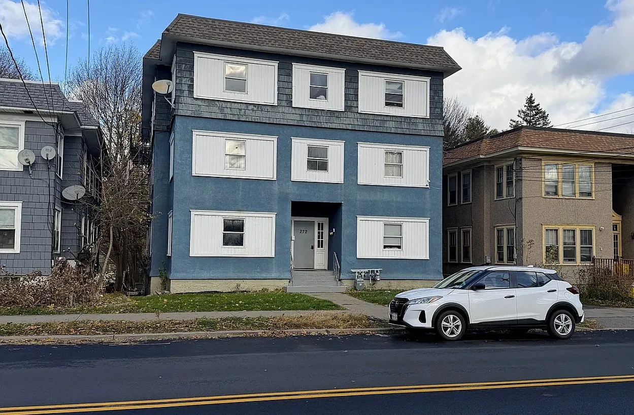 1 bed, $1,000 — Photo 3