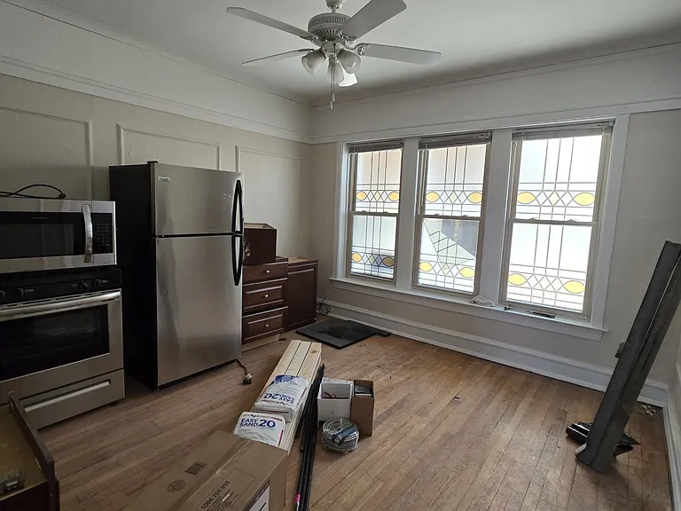 5131 N Damen Ave #3 — Photo 4