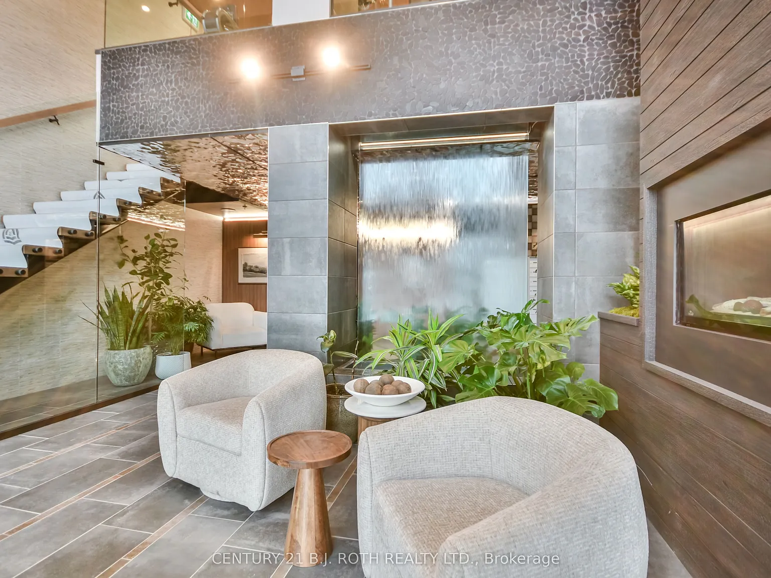 1 bed, $2,100 — Photo 3