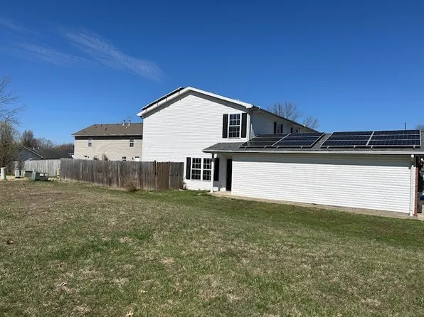 6773 Boston Dr, Newburgh, IN 47630