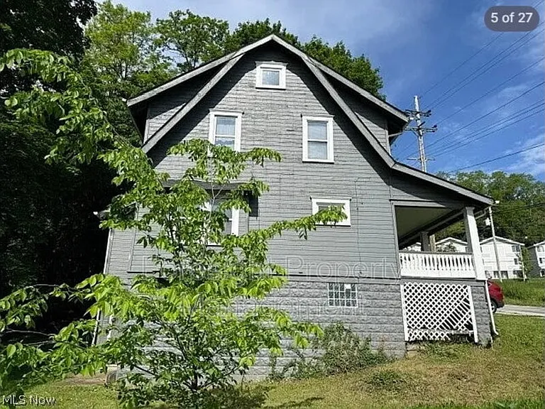 692 W Thornton St — Photo 22