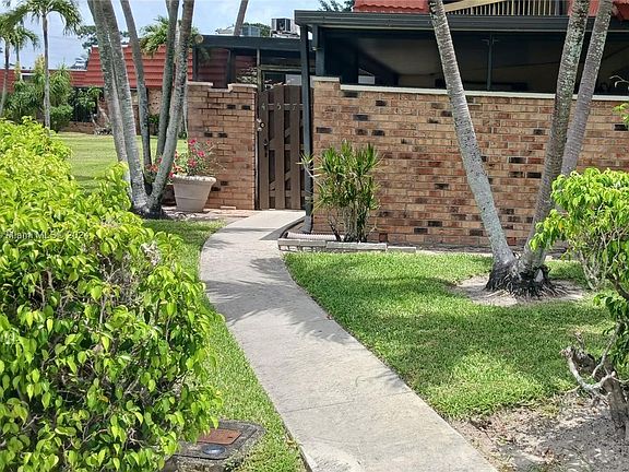 5th image of 4572 Suburban Pines Dr #4572