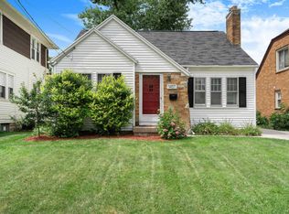 1457 Jennette Ave NW, Grand Rapids, MI