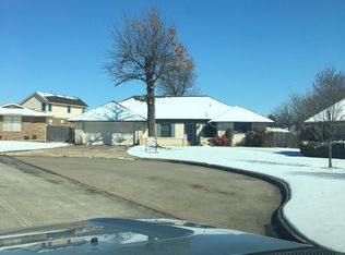 905 NW Cheryl Cir, Lawton, OK 73505
