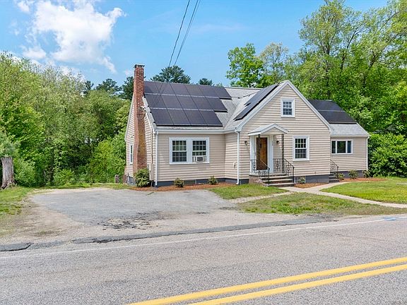 3rd image of 238 Lake St