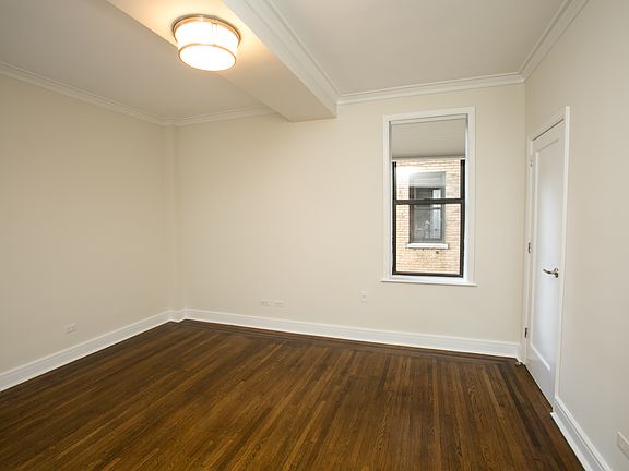 5th image of 210 W 70th St APT 712