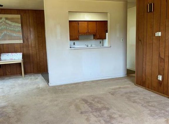 5th image of 127 Elmtowne Blvd
