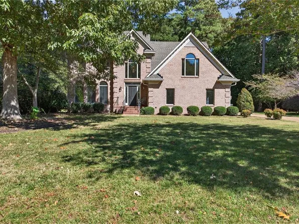 203 Water Fowl Dr, Yorktown, VA 23692