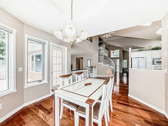 2nd image of 1405 Shawnee Rd SW