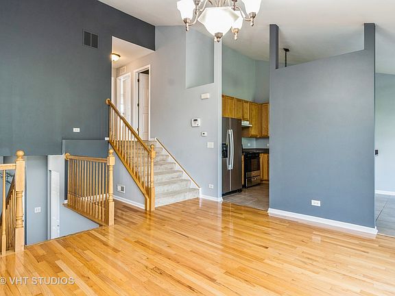 3rd image of 1706 Peachtree Dr