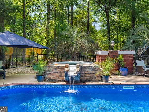 3rd image of 660 Hatchee Ridge Rd
