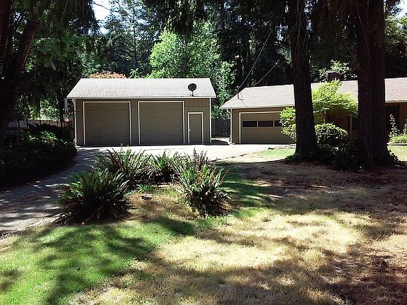 2nd image of 5603 18th Ct NE