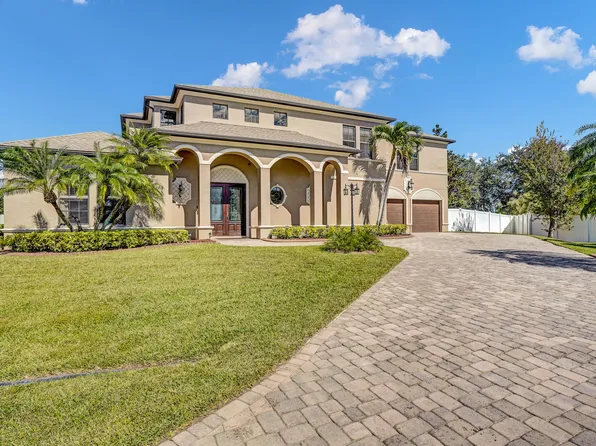 5811 NW Blue Bonnet Court, Port St Lucie, FL 34986