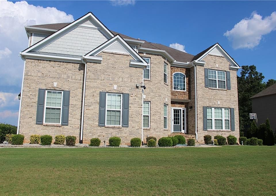 1st image of 2413 Brisbane Dr