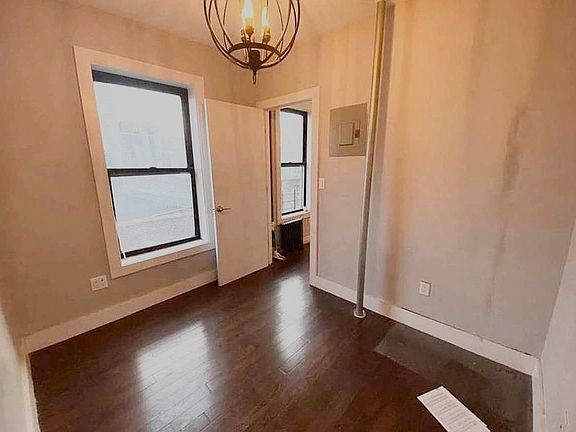 4th image of 616 W 182nd St #10B