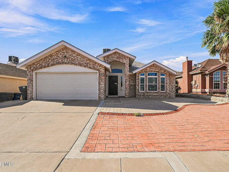 7453 Plaza Taurina Dr