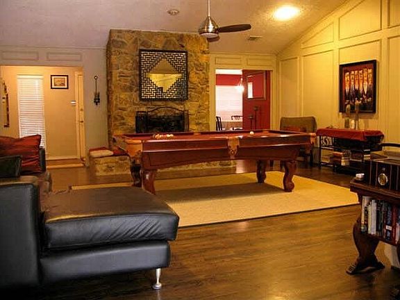 4th image of 9310 Seagrove Dr