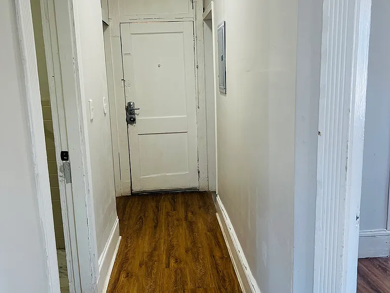 526 Western Ave #13 — Photo 15