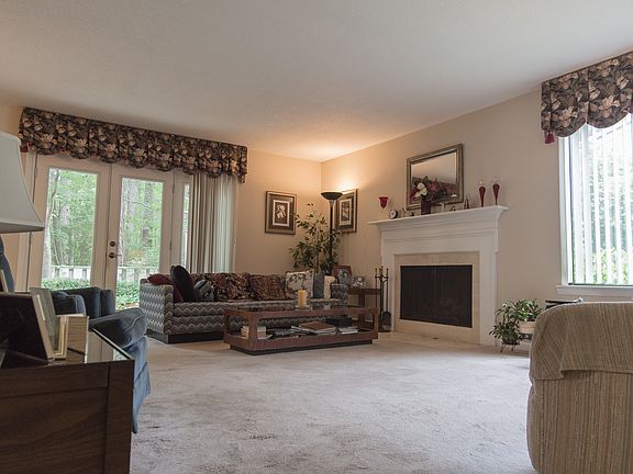 Living Room from Entryway 2