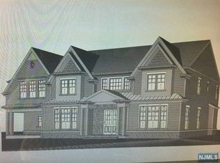 1 Farmstead Rd, Mahwah, NJ 07430