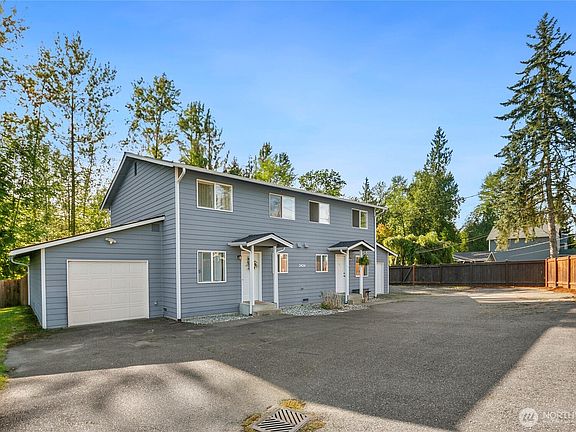 2nd image of 2424 99th Avenue NE