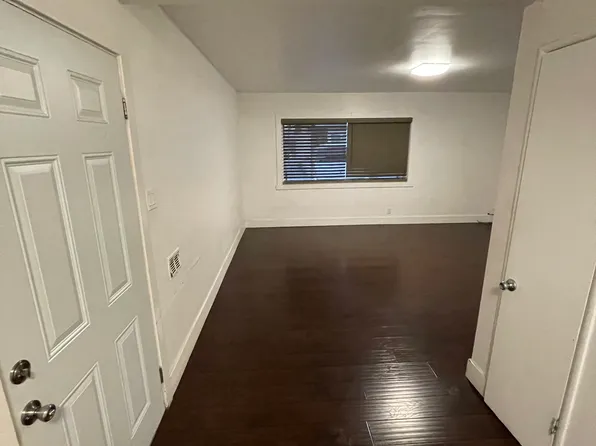 1117 E Fairview Blvd #1, Inglewood, CA 90302