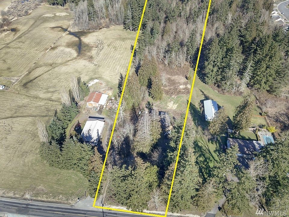 1st image of 1621 192nd St E