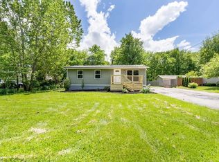 1082 Prince Dr, Cortland, OH 44410