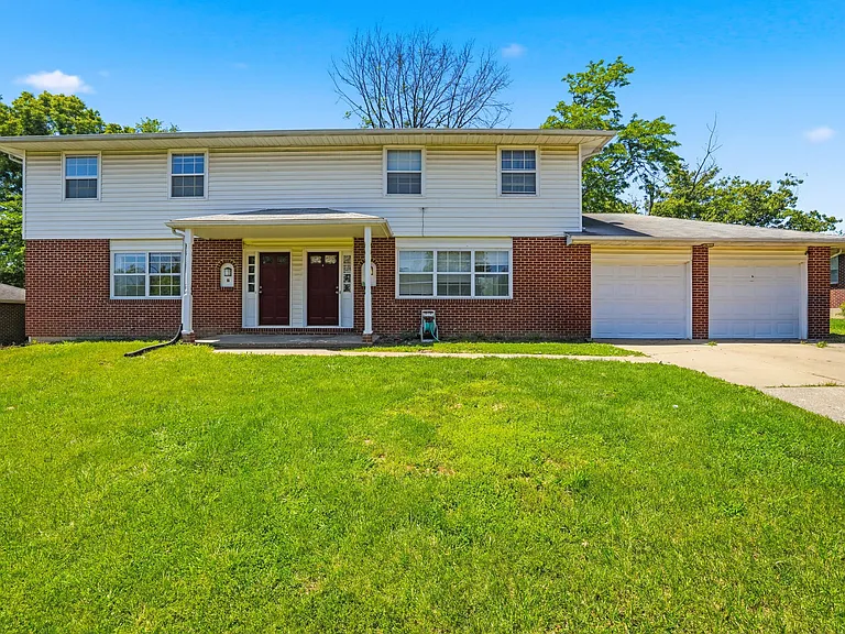 405 Brewer Dr #B — Photo 3