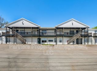825 N Leverett Ave #3, Fayetteville, AR 72701