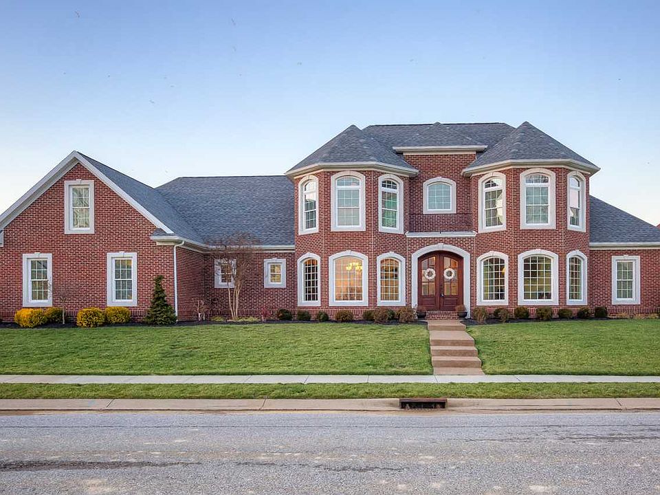 1st image of 10444 Ashton Ct