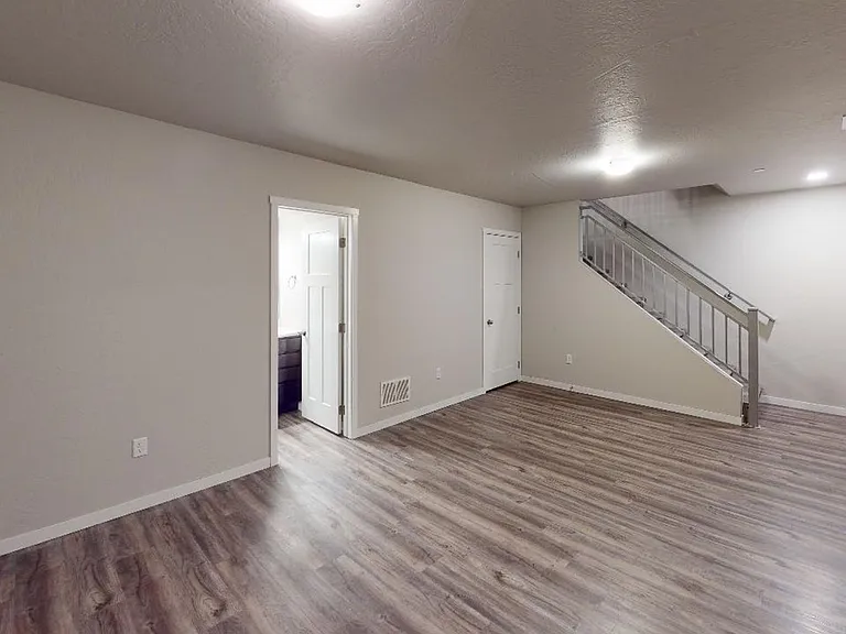 605 Liberty Park Dr — Photo 6