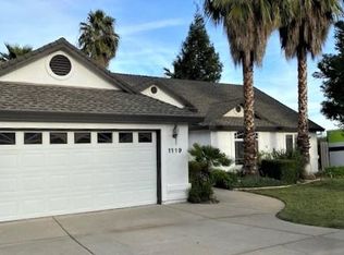 1119 River Ridge Dr, Redding, CA 96003