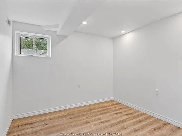115 Washington Ct #LOWER — Photo 5