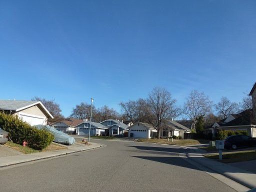 2nd image of 5418 Yellow Pine Way