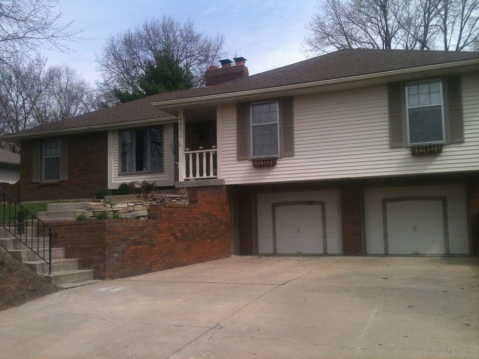 1st image of 4921 Mockingbird Ln