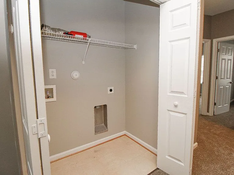461 Revolution Ln — Photo 10