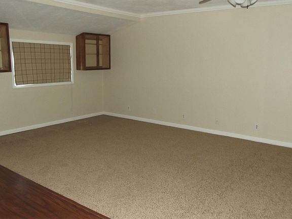 4th image of 328 Mylnar Ave