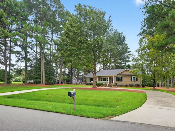 2805 Dunkirk Dr, Raleigh, NC 27613