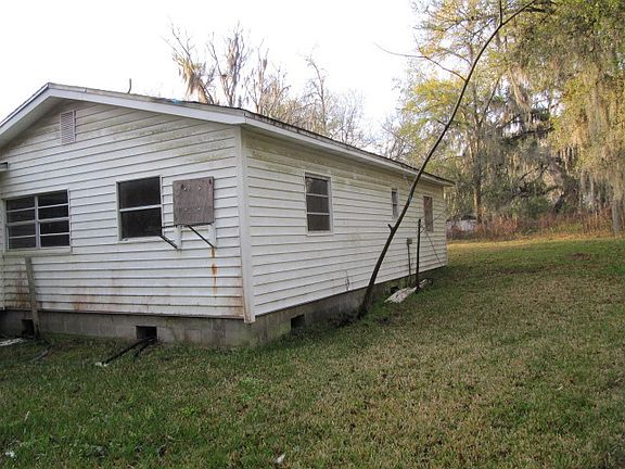 3rd image of 16932 S Us Highway 441