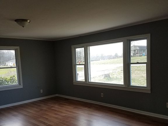 3rd image of 322 Alabama St
